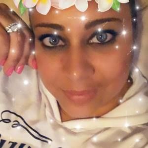 Meet your Posher, Madeline